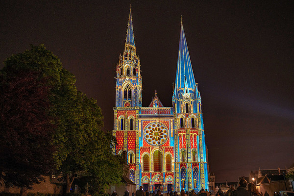 csm_Cathedrale_1__c_VilledeChartres_GroupementMartino__c_Spectaculaires__Allumeurs_d_images_91450ba74a
